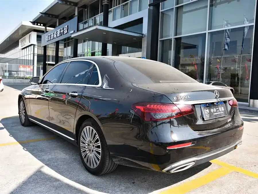 Mercedes-Benz E-Class Mercedes-Benz E-Class 2023 E 300 L Luxury Edition 2023 — миниатюра 2