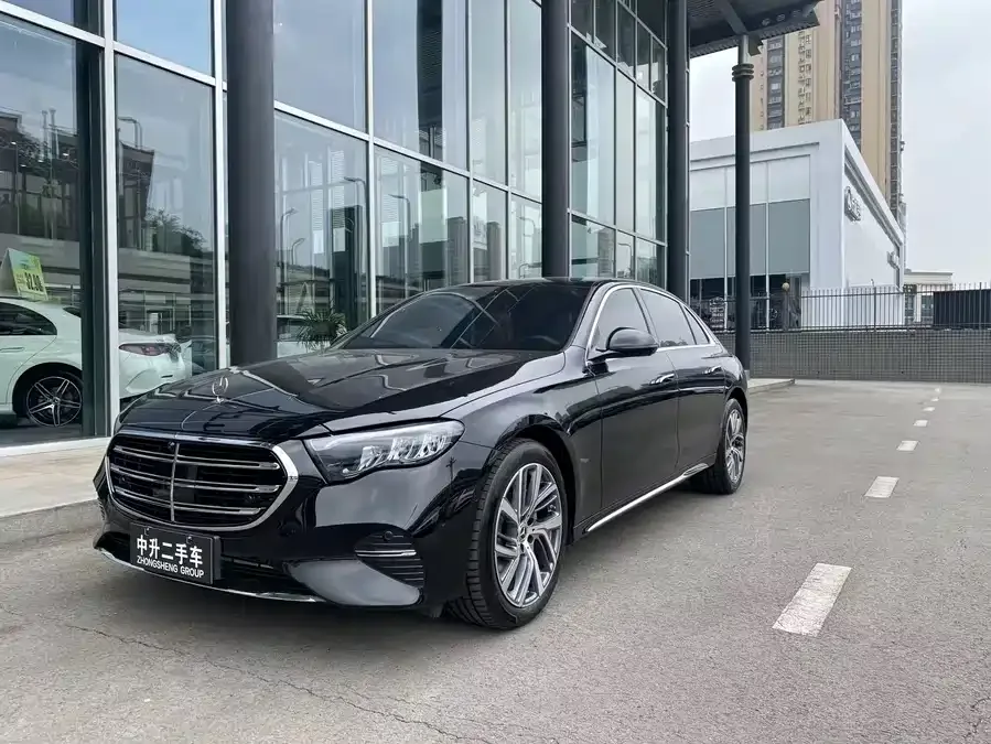 Mercedes-Benz E-Class 2025