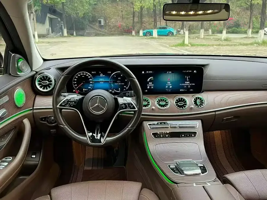 Mercedes-Benz E-Class Mercedes-Benz E-Class 2022 Model 2 E 300 L Sports Fashion Model 2022 — миниатюра 4