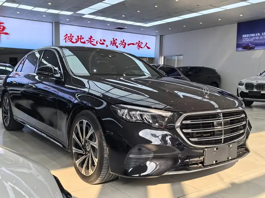 Mercedes-Benz E-Class 2024