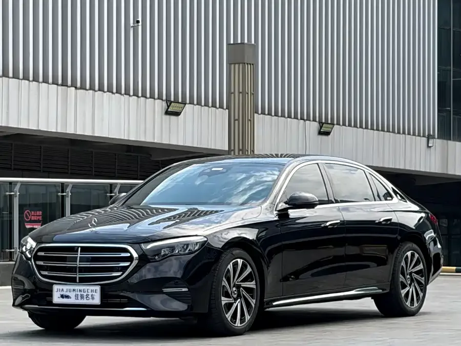 Mercedes-Benz E-Class 2025