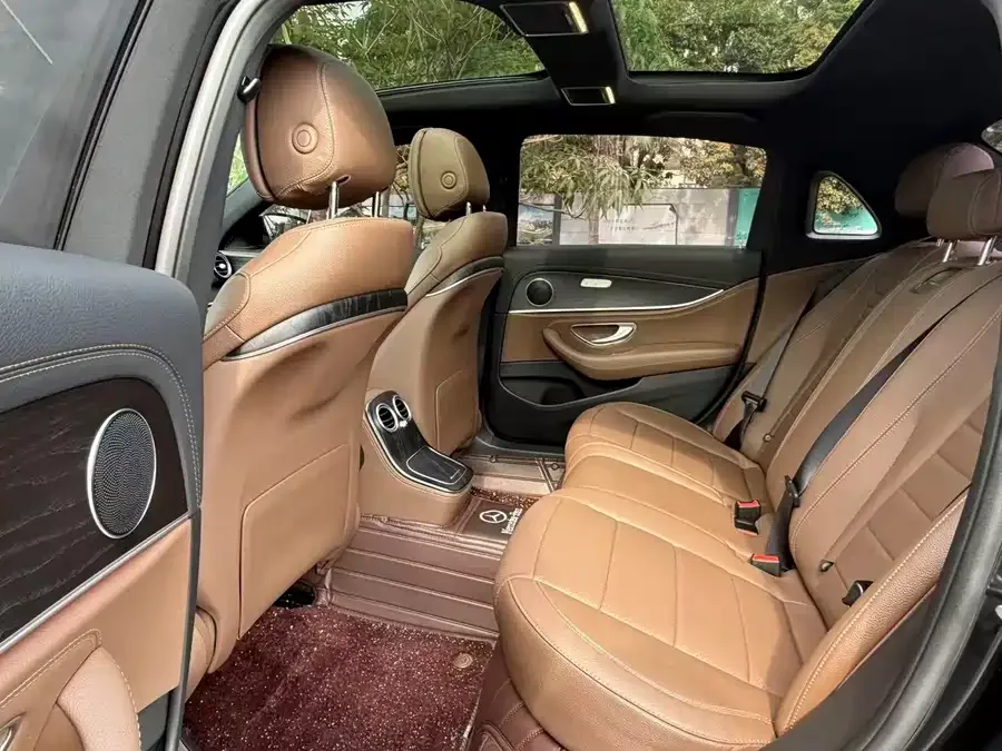 Mercedes-Benz E-Class Mercedes-Benz E-Class 2023 E 260 L Sports 2023 — миниатюра 3