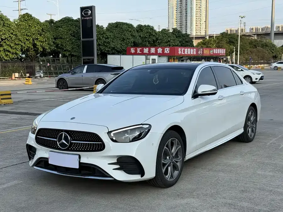 Mercedes-Benz E-Class 2022