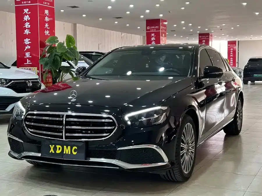 Mercedes-Benz E-Class 2023
