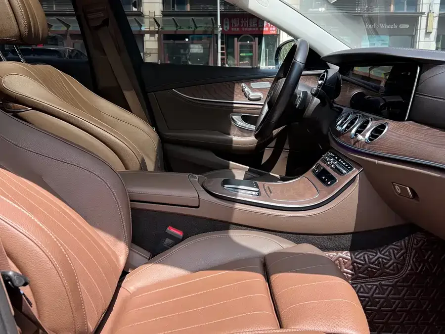 Mercedes-Benz E-Class Mercedes-Benz E-Class 2023 E 260 L 2023 — миниатюра 2