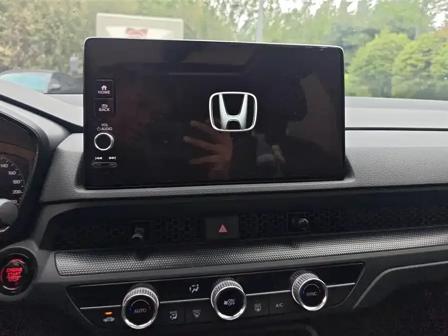Honda Breeze Haoying 2023 240TURBO 2WD Luxury Edition 5 Seaters 2024 — миниатюра 4