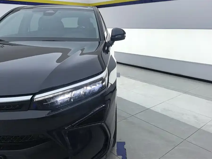 Honda Breeze Haoying 2023 240TURBO 2WD Luxury Edition 5 Seaters 2025 — миниатюра 5