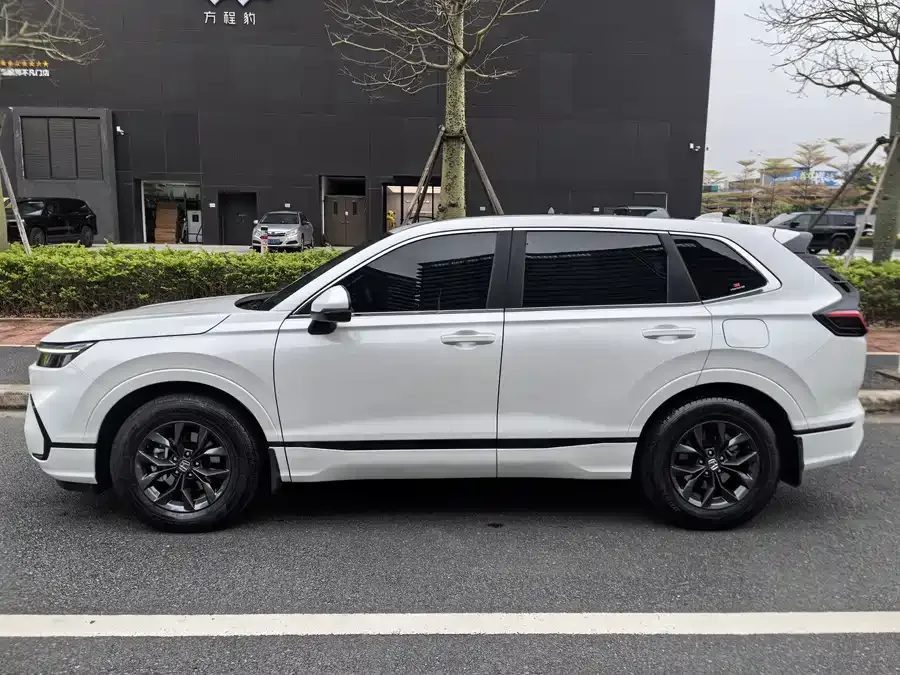 Honda Breeze Haoying 2023 240TURBO 2WD Luxury Edition 5 Seaters 2023 — миниатюра 2