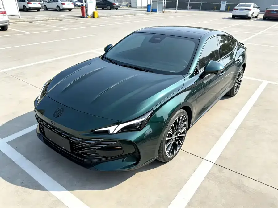 MG 7 MG7 2023 2.0T Automatic Beauty Hunter Premium Edition 2023 — фото 1, купить с доставкой в Москву
