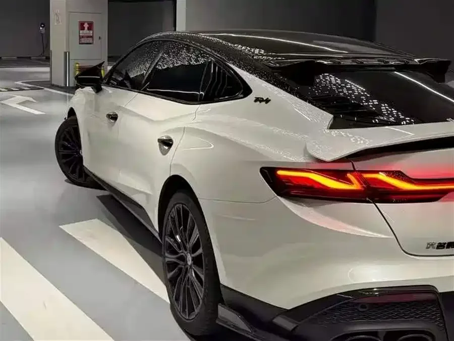 MG 7 MG7 2023 2.0T Automatic Beauty Hunter Premium Edition 2023 — миниатюра 5