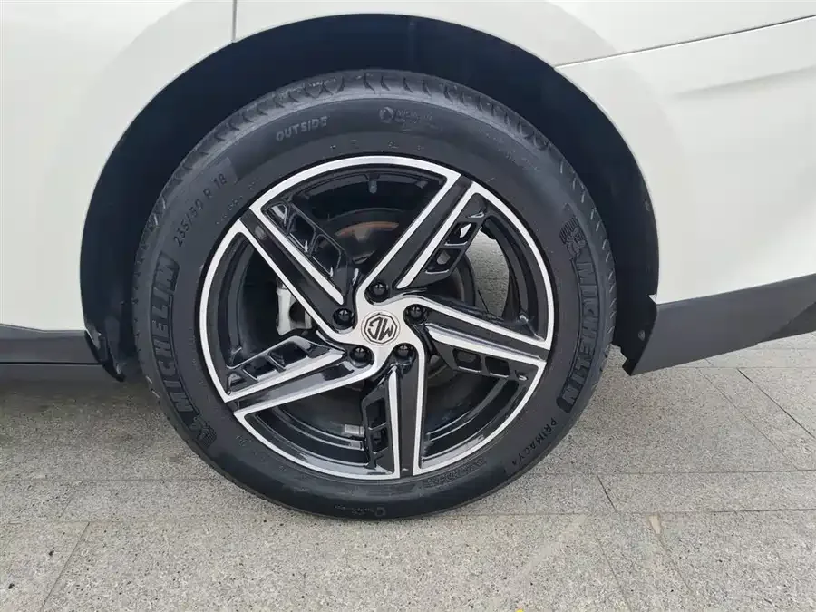MG 7 MG7 2023 1.5T DCT Luxury Edition 2024 — миниатюра 5