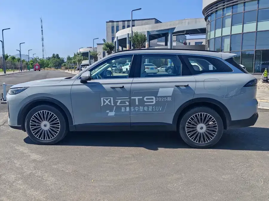 Chery Fengyun T9 Fengyun T9 2024 120 Long-range flagship 7-seater ternary lithium 2024 — миниатюра 4