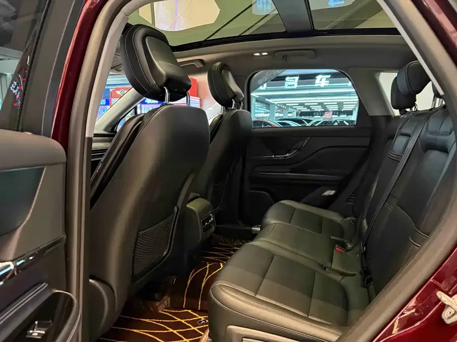 Lincoln Adventurer Adventurer 2022 2.0T two-wheel drive exclusive edition 2022 — миниатюра 4