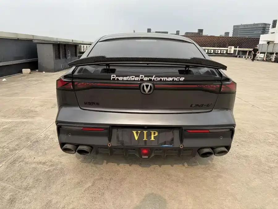 Changan UNI-V Changan UNI-V 2023 1.5T Sports Edition 2023 — миниатюра 5