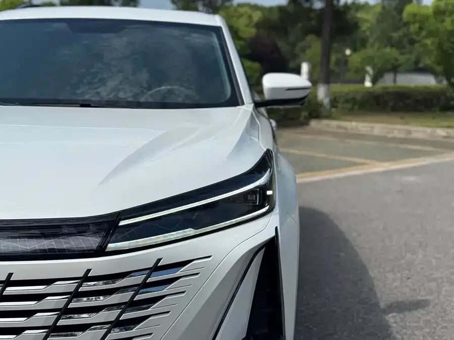 Changan CS75PLUS Changan CS75PLUS 2023 third-generation 1.5T automatic premium model 2024 — миниатюра 4