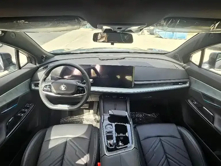 Changan UNI-T Changan UNI-T 2023 Second Generation 1.5T Premium Edition 2025 — миниатюра 2