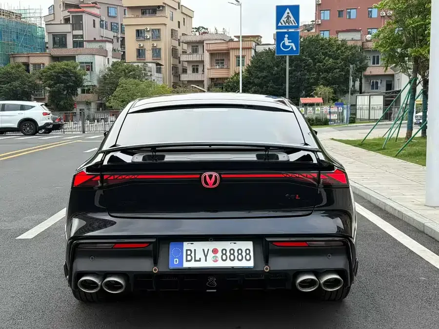 Changan UNI-V Changan UNI-V 2023 2.0T Speed Edition 2023 — миниатюра 4