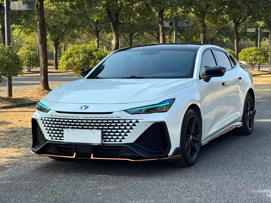 Changan UNI-V 2024