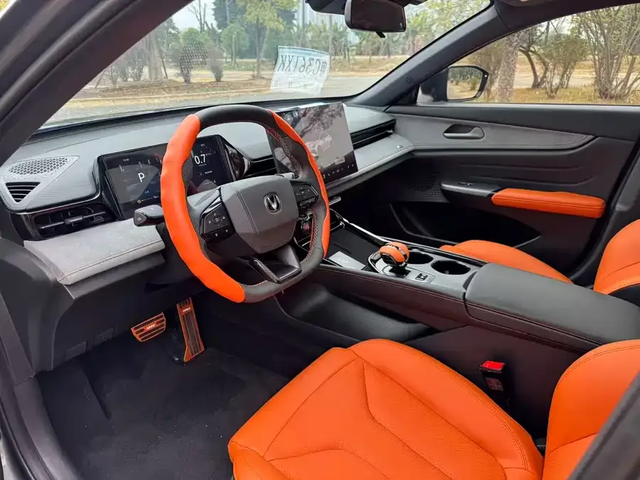 Changan UNI-V Changan UNI-V 2025 third-generation 2.0T JinQing model 2025 — миниатюра 5