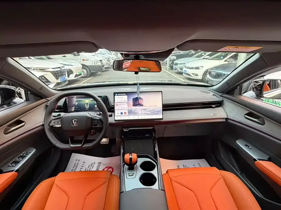 Changan UNI-V Changan UNI-V 2025 third-generation 2.0T JinQing model 2025 — миниатюра 2