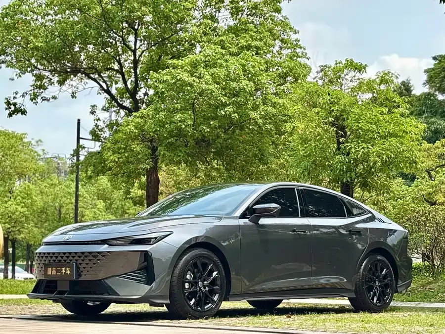 Changan UNI-V 2025