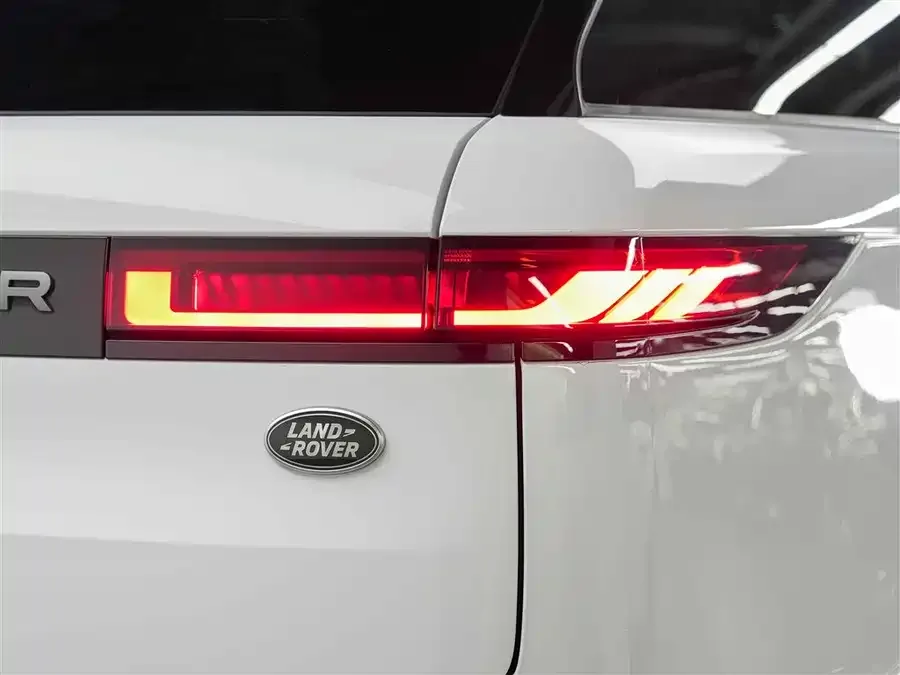 Land Rover Range Rover Sport Range Rover Sport 2025 360PS S 2025 — миниатюра 4