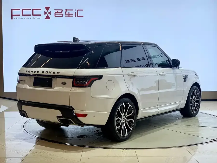 Land Rover Range Rover Sport Range Rover Sport 2022 3.0 L6 Black Edition 2022 — миниатюра 2