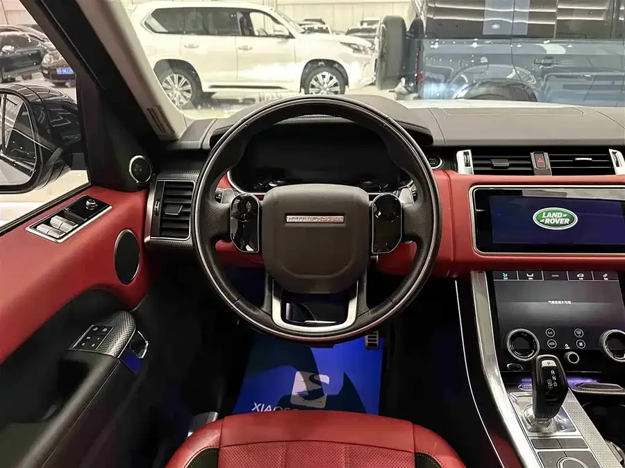 Land Rover Range Rover Sport Range Rover Sport 2022 3.0 L6 Black Edition 2022 — миниатюра 4
