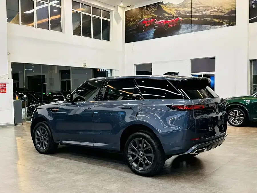 Land Rover Range Rover Sport Range Rover Sport 2023 400PS Dynamic SE 2024 — миниатюра 4