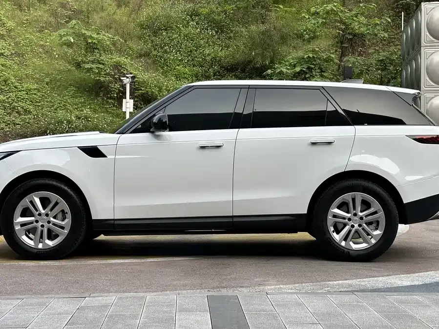 Land Rover Range Rover Sport Range Rover Sport 2024 360PS S 2025 — миниатюра 3