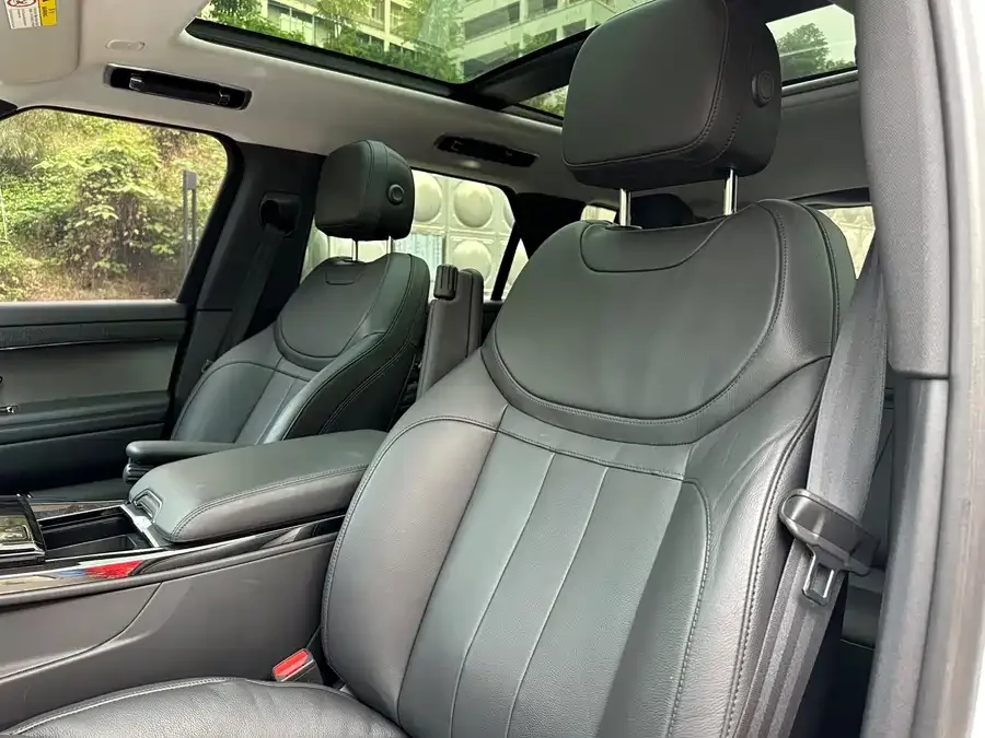 Land Rover Range Rover Sport Range Rover Sport 2024 360PS S 2025 — миниатюра 4