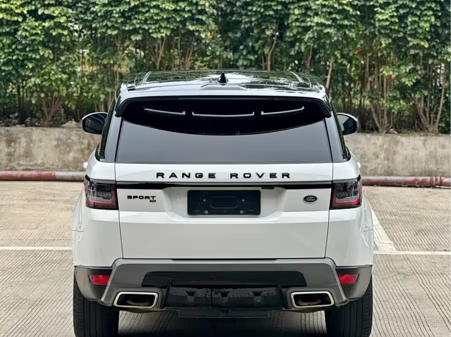 Land Rover Range Rover Sport Range Rover Sport 2022 3.0L6 SE 2022 — миниатюра 4