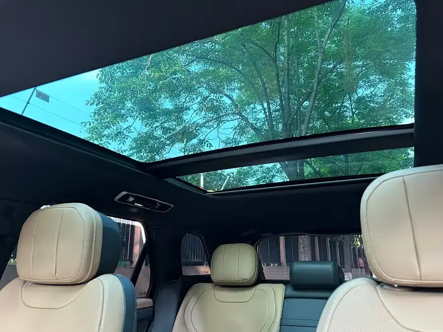Land Rover Range Rover Sport Range Rover Sport 2023 400PS Dynamic SE 2023 — миниатюра 3