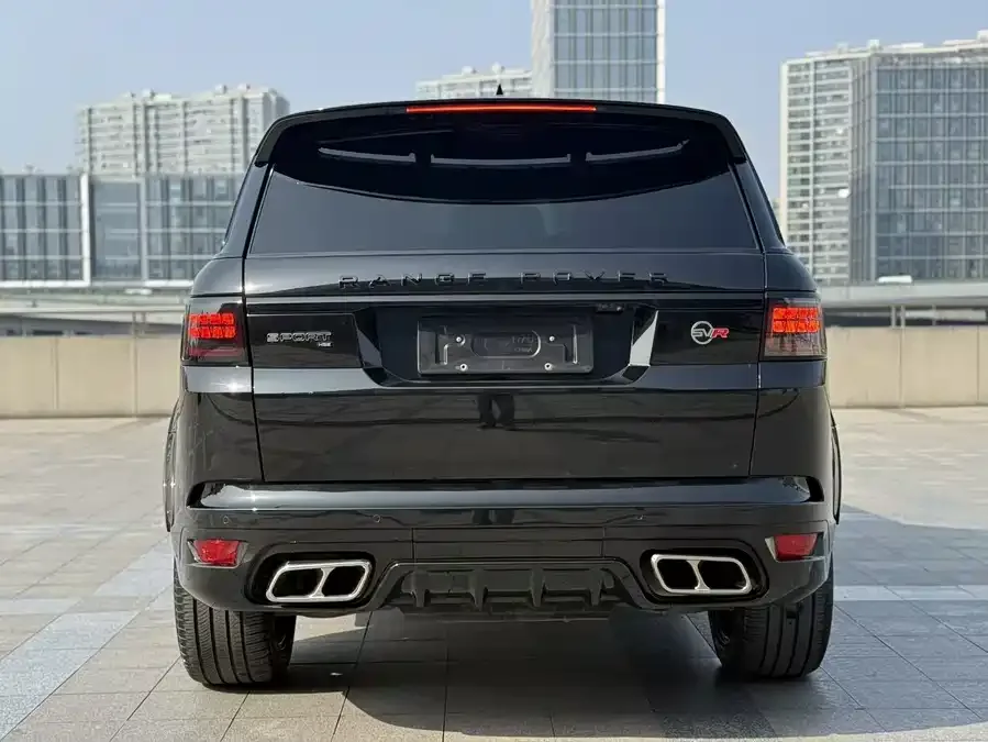 Land Rover Range Rover Sport Range Rover Sport 2022 3.0 L6 Black Edition 2022 — миниатюра 4