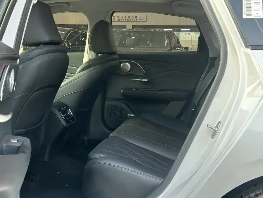 Chery Arrizo 8 PRO Chery Arrizo 8 PRO 2025 2.0T DCT Luxury Edition 2025 — миниатюра 3