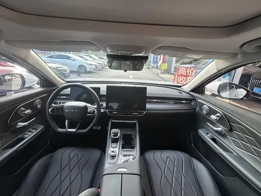 Chery Arrizo 8 PRO Chery Arrizo 8 PRO 2025 2.0T DCT Luxury Edition 2025 — миниатюра 4