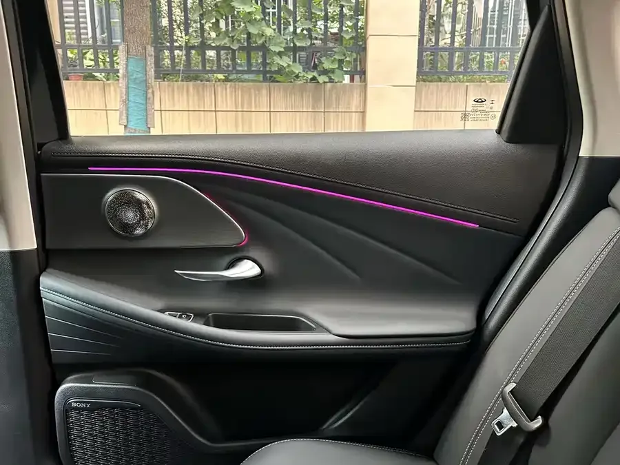 Chery Arrizo 8 Arrizo 8 2024 1.6T DCT Excellence Edition 2024 — миниатюра 4