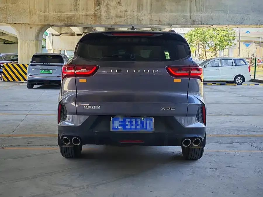 Jetour X70 Jietu X70 2023 1.5T DCT Dream Edition 7-seater 2023 — миниатюра 5
