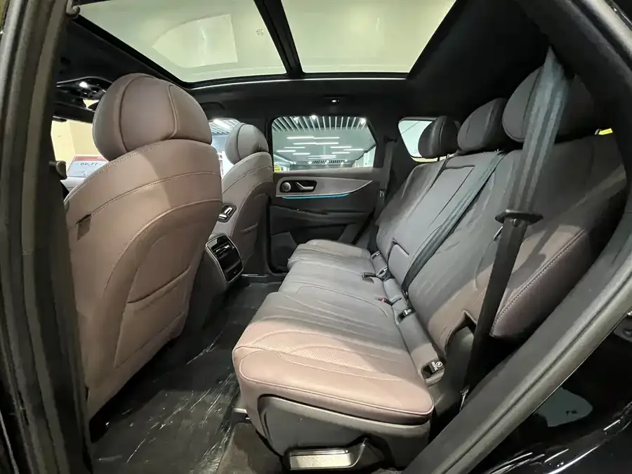Chery Tiggo 9 Tiggo 9 2025 2.0T dual-clutch 2WD Luxury Edition 5 seats 2025 — миниатюра 3