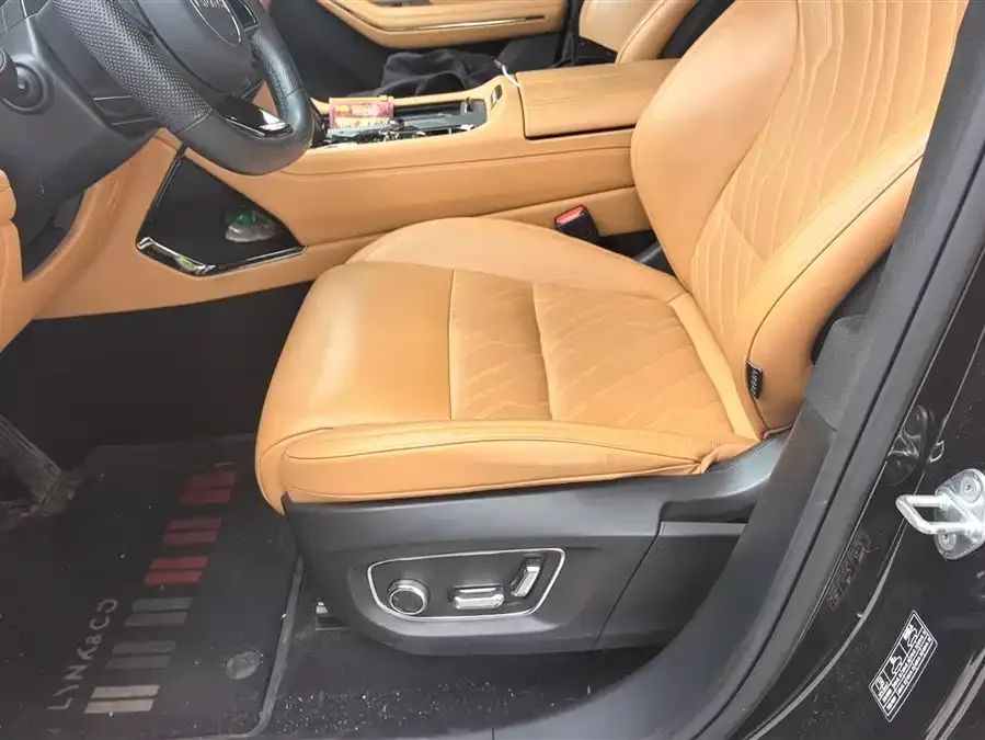 Lynk & Co 09 Lynk & Co 09 2021 2.0T Halo 6-seater 2022 — миниатюра 3