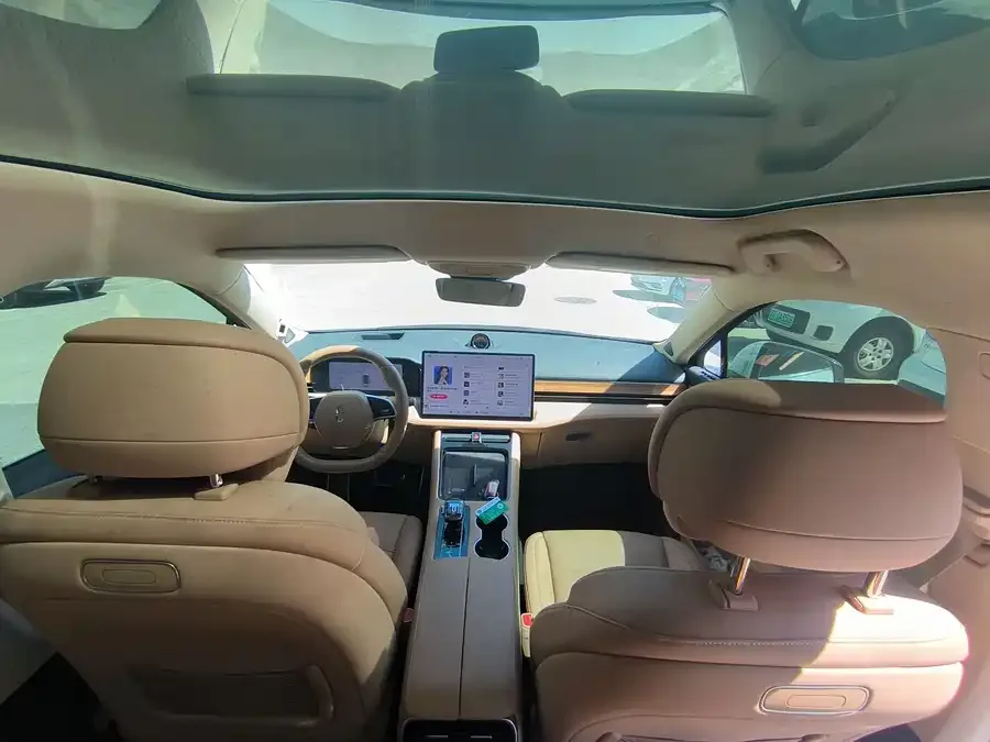 AITO M5 M5 2024 pure electric Max rear-wheel drive high-end intelligent driving version 2024 — миниатюра 4