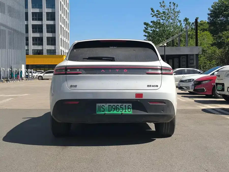 AITO M5 M5 2024 pure electric Max rear-wheel drive high-end intelligent driving version 2024 — миниатюра 5