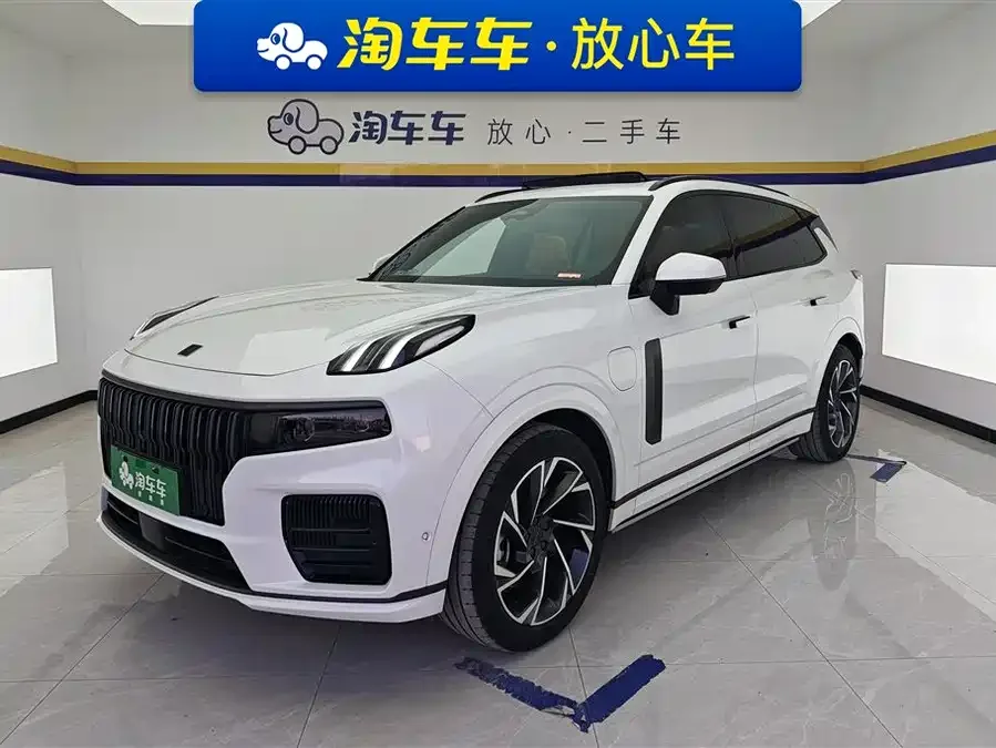 Lynk & Co 09 EM-P 2022