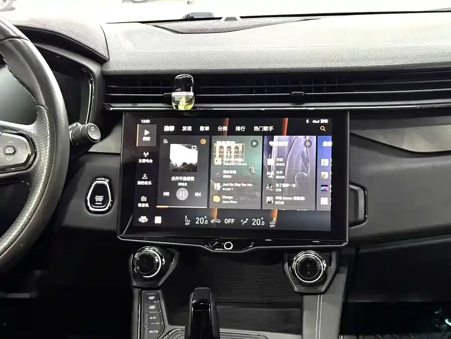 Lynk & Co 01 Lynk & Co 01 2021 2.0TD four-wheel drive Halo 2022 — миниатюра 4