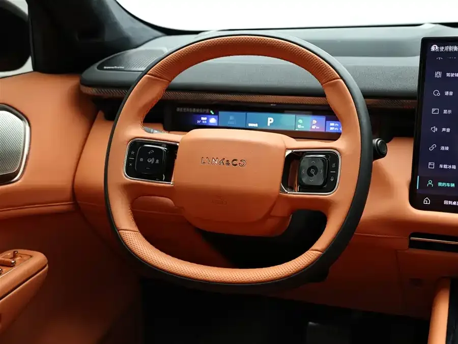 Lynk & Co 900 Lynk & Co 900 2025 1.5T Ultra 6-seater 2025 — миниатюра 5