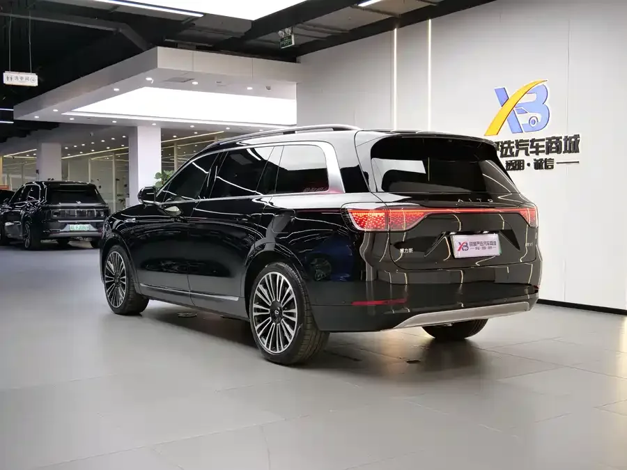 AITO M9 Wenjie M9 2024 Extended Range Max Edition 42kWh 6-seater Edition 2024 — миниатюра 2