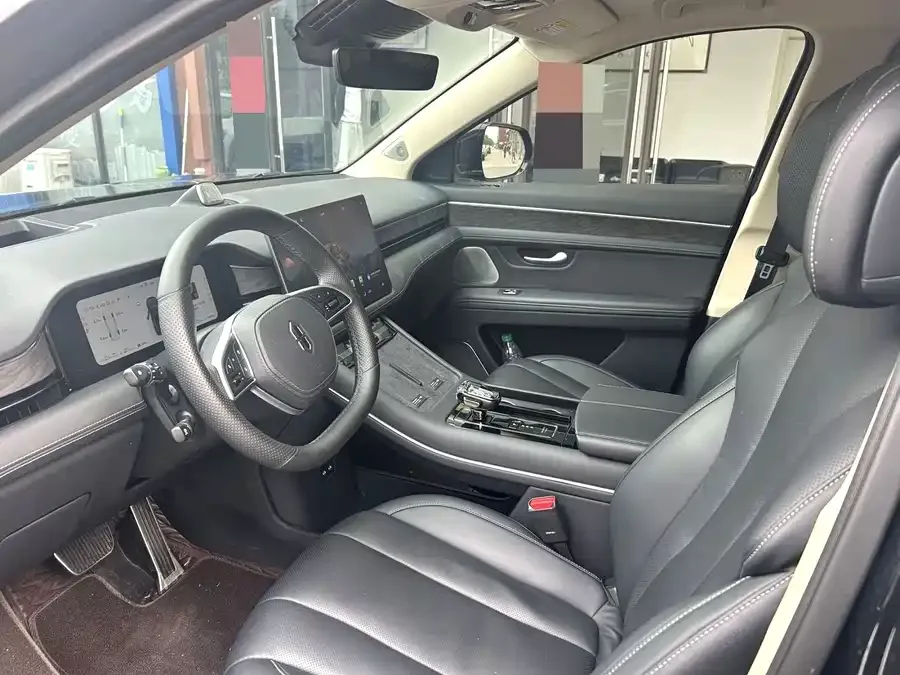 AITO M7 Wenjie M7 2024 1.5T Intelligent Driving Rear-wheel Drive Max Edition 6 Seaters 2024 — миниатюра 2