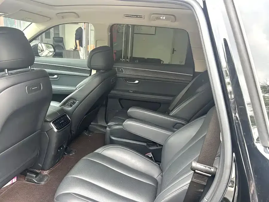 AITO M7 Wenjie M7 2024 1.5T Intelligent Driving Rear-wheel Drive Max Edition 6 Seaters 2024 — миниатюра 3