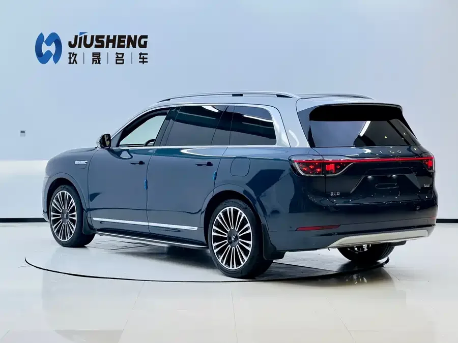 AITO M9 M9 2024 Extended Range Ultra Edition 42kWh 6-seater Edition 2024 — миниатюра 3