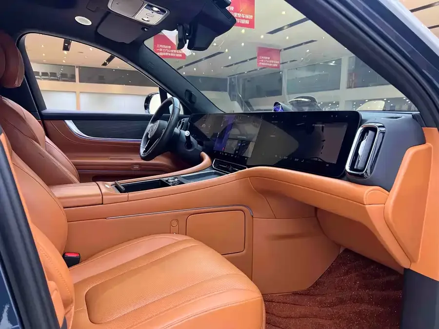 AITO M9 M9 2024 Extended Range Ultra Edition 42kWh 6-seater Edition 2024 — миниатюра 4